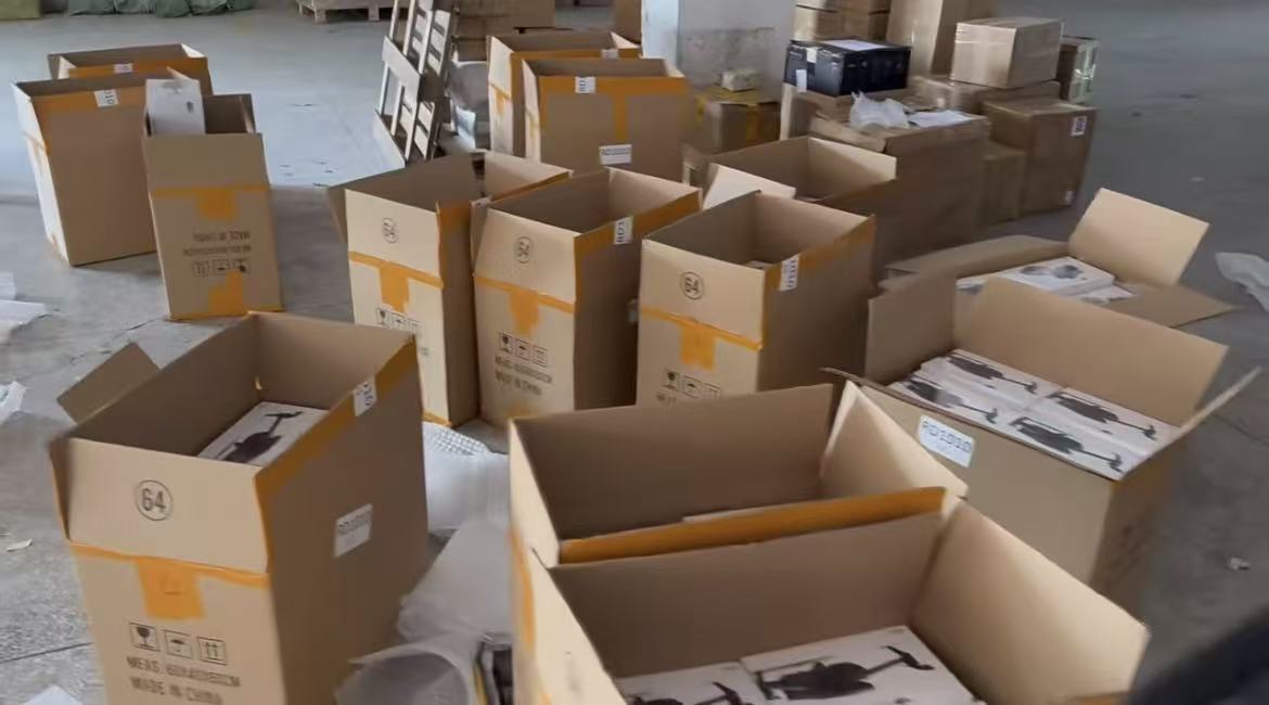 Finished product packing and warehouse area